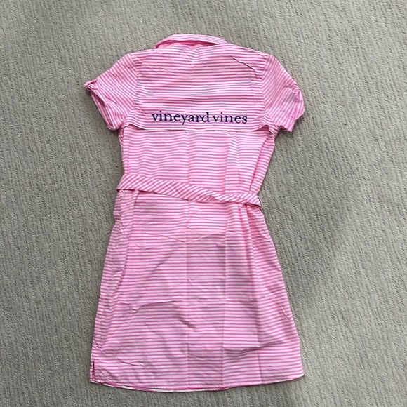 Vineyard Vines dress. - Picture 3 of 3